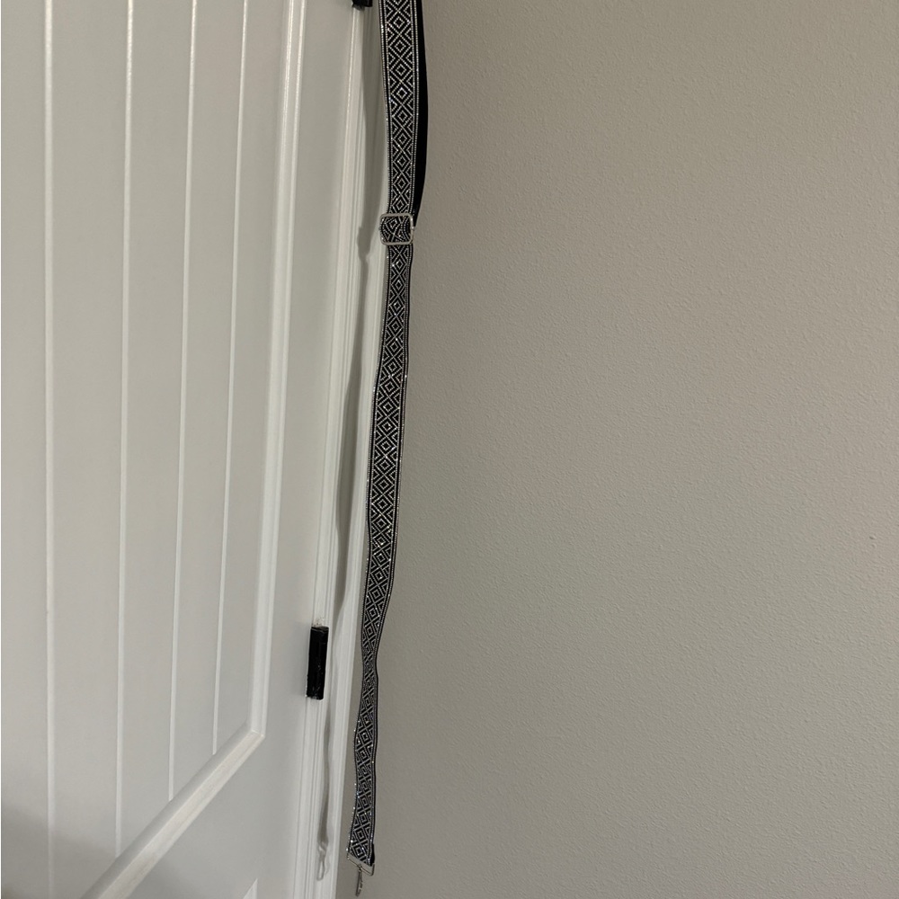 Sparkle Cross Body Strap - image 5